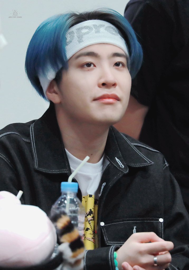 D83AB3KU8AAMF7d.jpg:orig