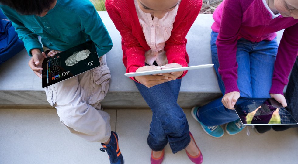 antbuza's tweet photo. Got iPads? Don’t miss our 2019 REMC Apple Professional Learning Series offering learning opportunities leveraging the use of iPads. Apple resources and using SWIFT for app development. 3 locations. Free registration &amp; SCECHs. https://t.co/EioxFmcWbh https://t.co/uoLnKSG6fp