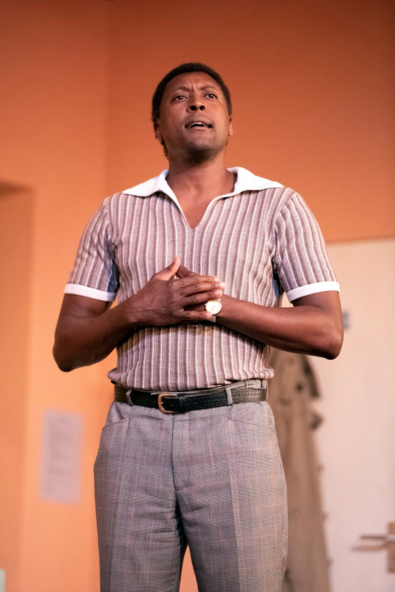 EM_Theatre's tweet photo. .@NottmPlayhouse 5* review for @Powerkeni rivetting and witty #OneNightInMiami brilliantly directed by @Excalibah and designed by #GraceSmart. Well done to @Mrmatthenry and full cast and creatives https://t.co/5BOzq72ddp @nottm_events https://t.co/HeTt1uTUsd
