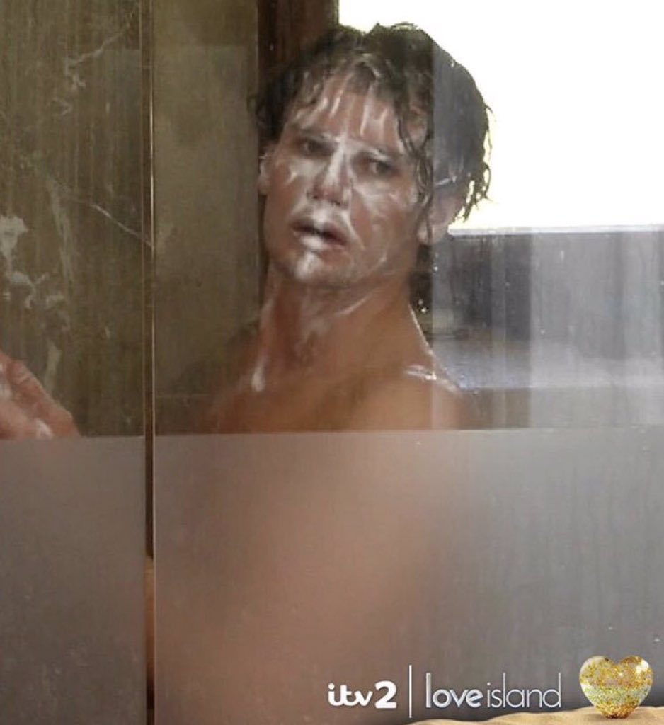 StuartRees78's tweet photo. Producers: Why does Sherif spend so long in the shower?
Joe: I will stick me head in and check!
#loveisland https://t.co/bzA7nzsNH7