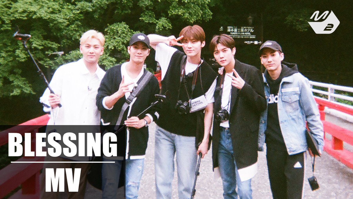 M2MPD's tweet photo. 러브들💕 뉴이스트 로드가 그리운 날에는 축복 같은 이 영상을 열어보세요🎁 우리 행복했던 이 날들을 생각하며 뉴이스트가 가는 길 함께 걸어요👣 #뉴이스트로드 #NUEST #BLESSING @NUESTNEWS #NUESTROAD

▶ https://t.co/Uzw3fnRFR3 https://t.co/0tRuDU2IEN