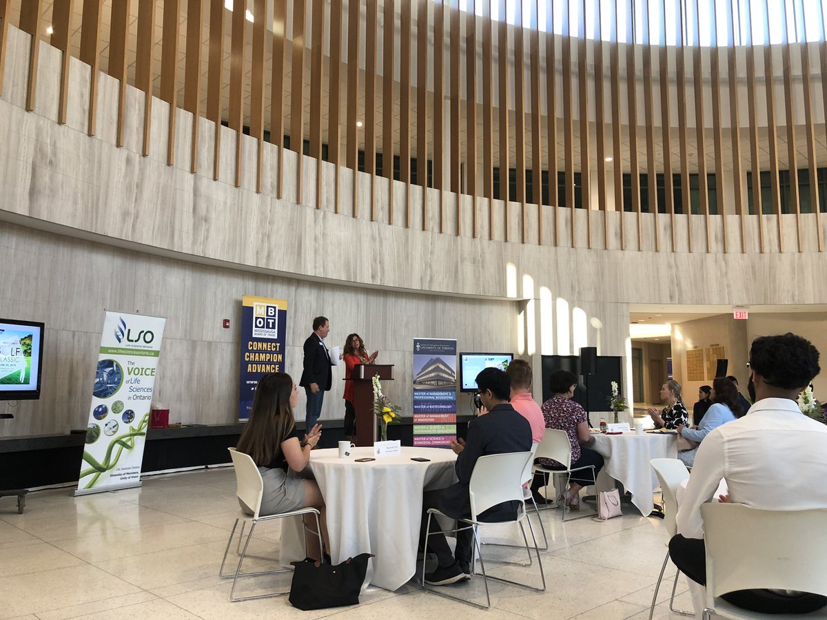 LifeSciencesON's tweet photo. Today we join @MBOTOntario Good Morning Mississauga Breakfast at @UTM to announce the winners of the 2019 LSO Scholarship Program https://t.co/sHOOCPNYOK