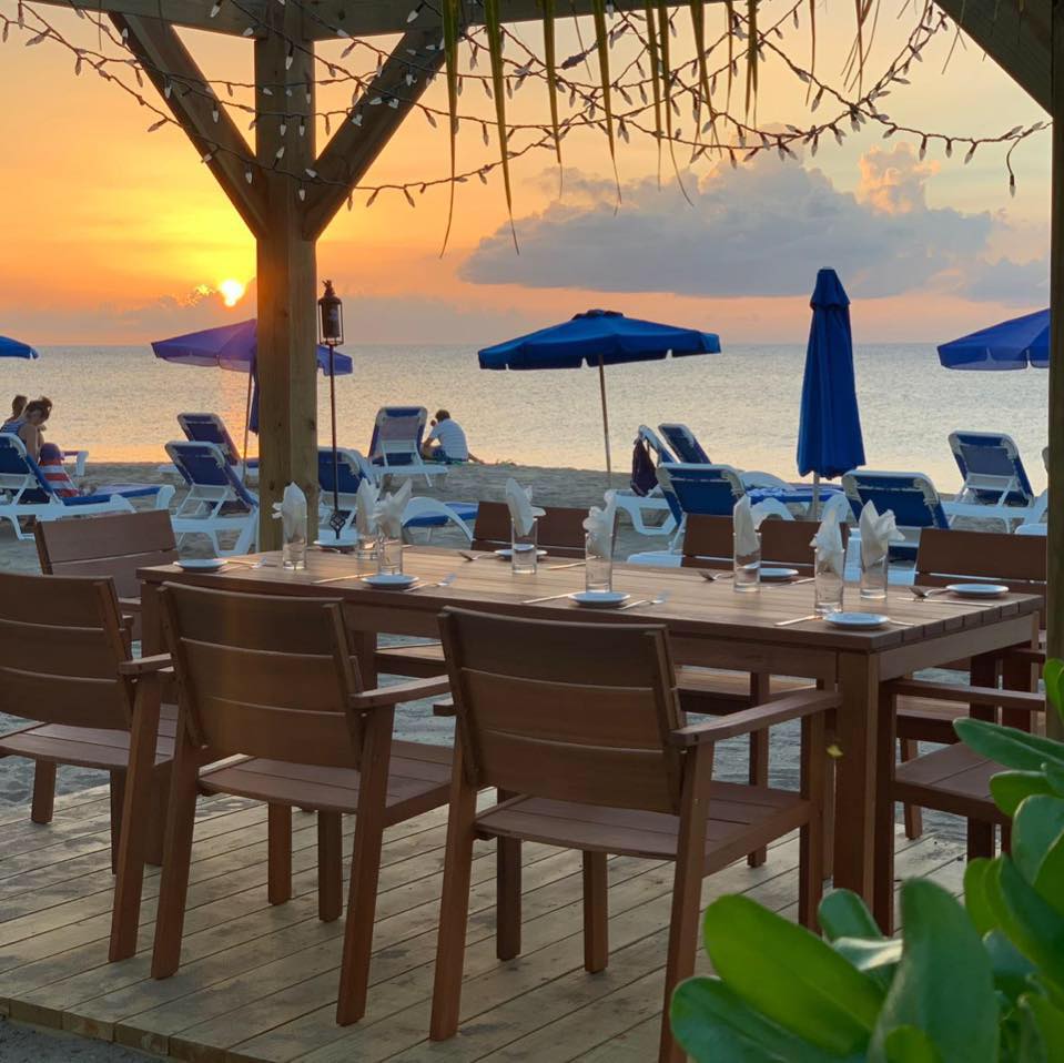 TourismNevis's tweet photo. Hello fans! Explore Nevis - The Inns and Outs of Nevis
#YatchmanGrill #RelaxingAtmosphere #Chillax #HAppyHourEveryFriday #Nevis
Photo credit: Yatchman Grill https://t.co/LCxXRqZPRQ