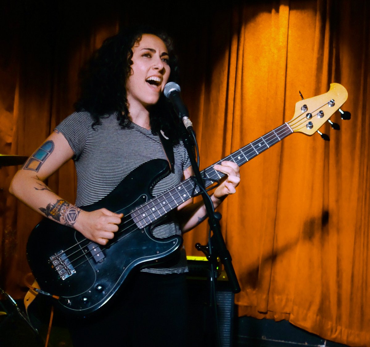 bp_three's tweet photo. A few pics of @francesfndation from @five_spot this past Saturday. 🤘 https://t.co/QRlOGb0PlE