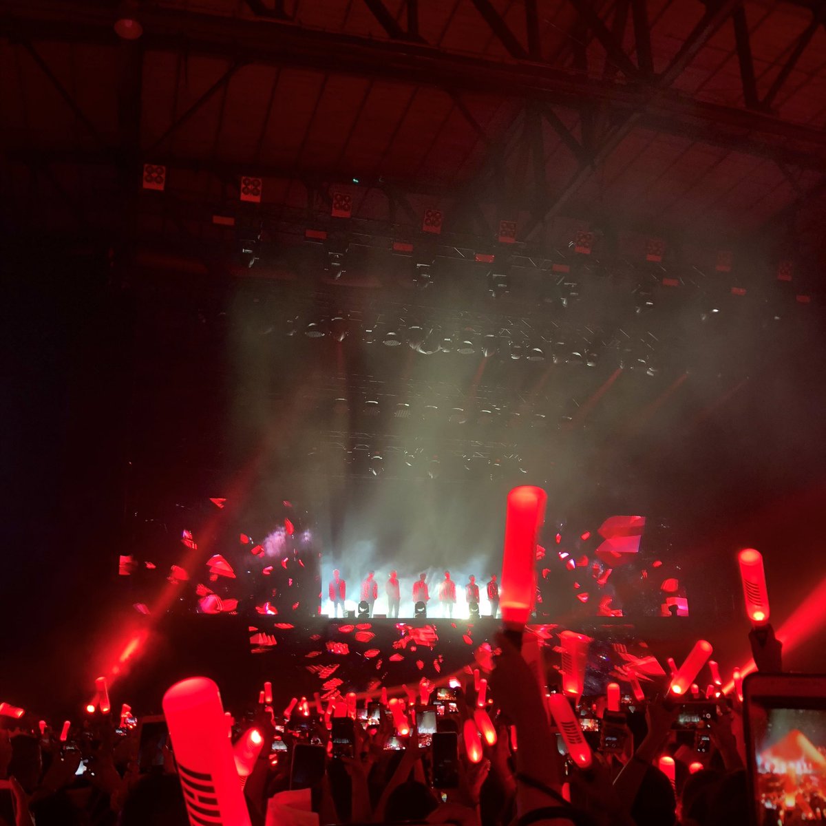 junbin9697's tweet photo. 달려온 이 순간 끝에
No limit gon touch the sky https://t.co/mtXyJIAE6C