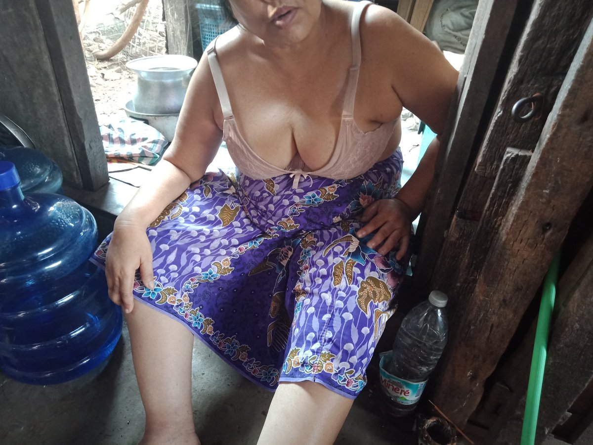 Jhon27129547's tweet photo. Musim kemarau bude jadi gerah https://t.co/KGZJil2zlB