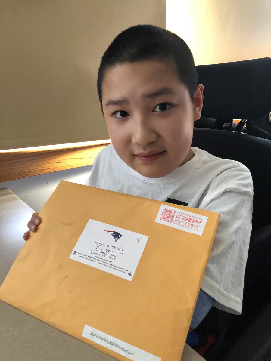 eatsleepbacon's tweet photo. Thank you @Patriots and @TomBrady for making Merrick’s day by responding to his fan mail! He’s a fan for life! https://t.co/K1nEKaUtYK