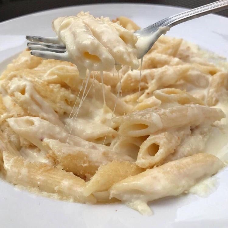 femmeduart's tweet photo. one of the greatest pleasures in life https://t.co/8zY1HNQMVk