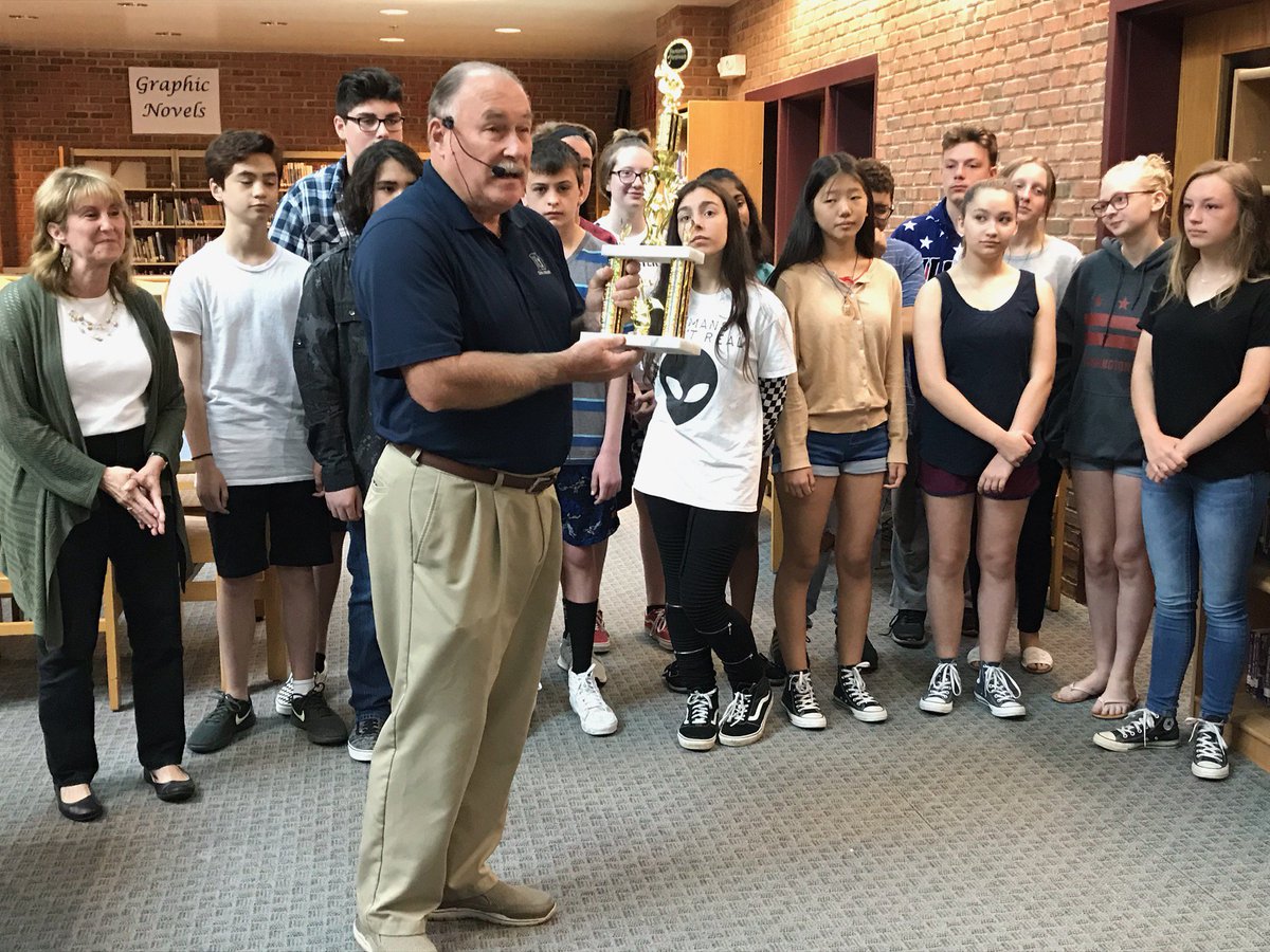 Congratulations to our chamber choir...2nd place overall out of 52 choral groups at the Fantastic Festival!