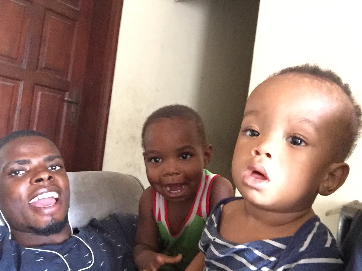 OmekaJohn's tweet photo. Me an my boys https://t.co/VAxNvmdQdY
