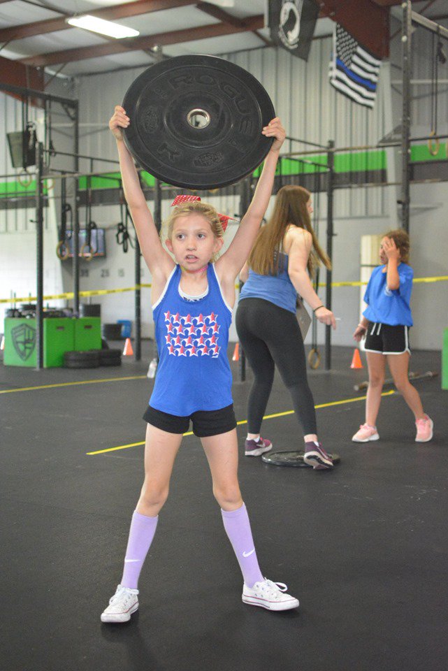 TheEthanFound's tweet photo. This past Saturday, we sponsored four kids to compete in @FtWrightXFit 's annual Fun in the Sun CrossFit Kids Competition. We love seeing gyms in our state take kids' health and wellness into consideration! https://t.co/SyBen2xBuo