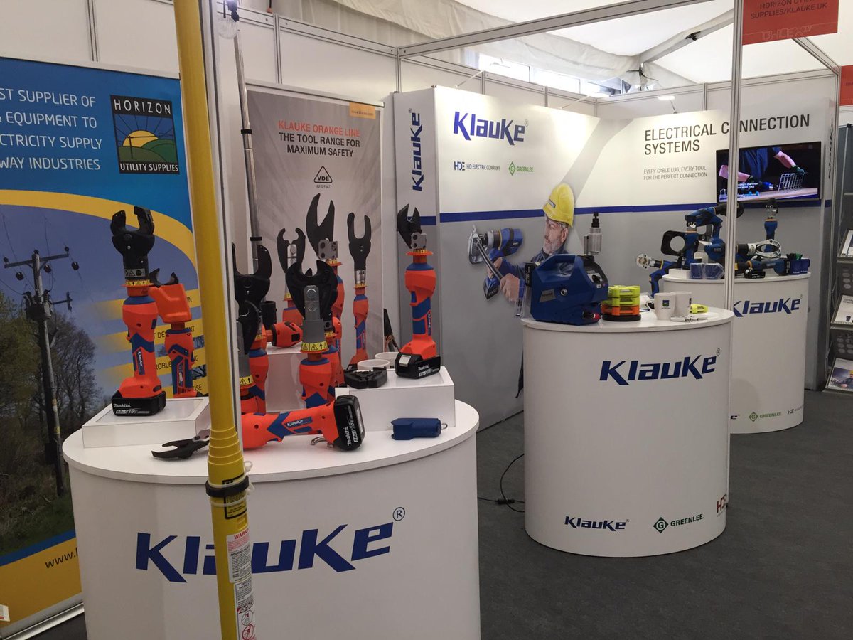 KlaukeUK's tweet photo. More from @OHLex #OHLEx19
#UK #Manuafacturing #Engineering
#overheadlines #electricity #Utilities https://t.co/2McklZ5Bhz
