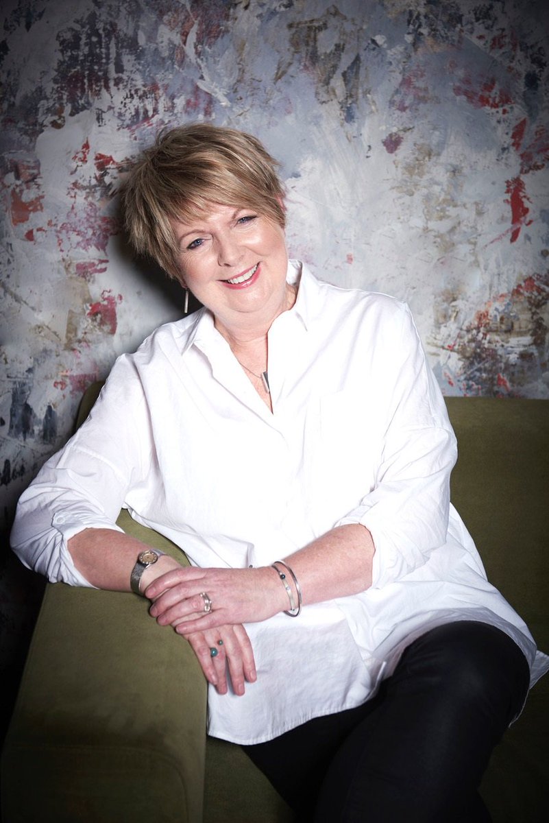 Very excited that #rdguk very own <a href="/fionatalkington/">Fiona Talkington</a> of <a href="/BBCRadio3/">BBC Radio 3</a> fame (and much more) will be hosting this year's #CulturalAwardsRdg. A great Reading cultural ambassador to host our annual arts showcase. Thanks and see you on 24 June Fiona!