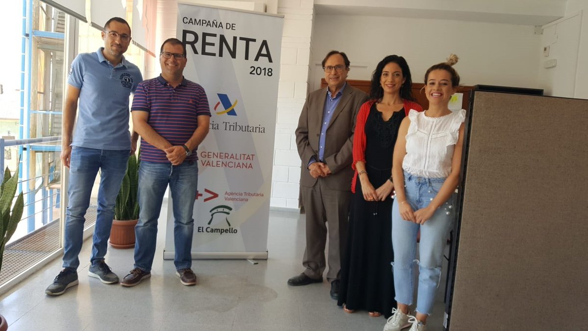 GVAhisenda's tweet photo. ✅@vicentsolerm visita l'oficina de la renda del Consell a #ElCampello on ha agraït a l'alcalde en funcions, @BenjaSoler, la seua col·laboració en la posada en marxa d'aquest punt d'atenció, que ja ha assessorat a més de 1.200 persones esta campanya #Renda2018 #Renta2018 https://t.co/9OZddyFv4B