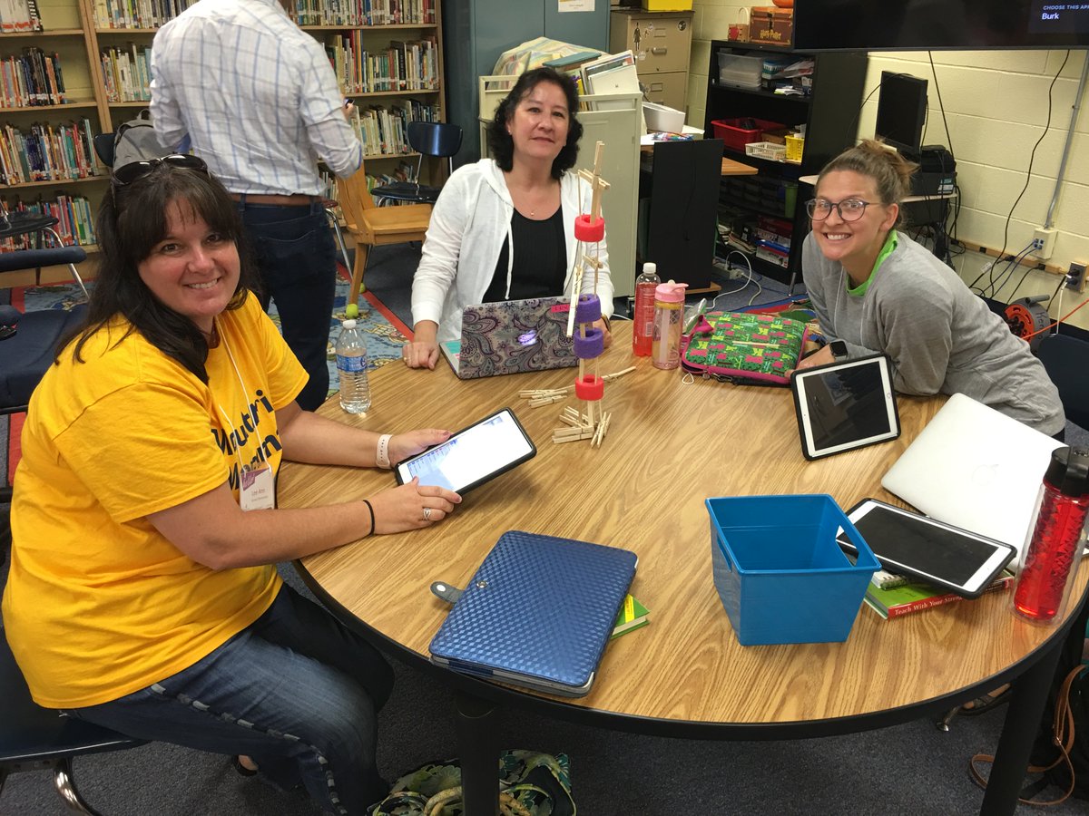 AmberoniNCheese's tweet image. Team building towers with KCS Vanguard Cohort #6!
#kcslearning2020