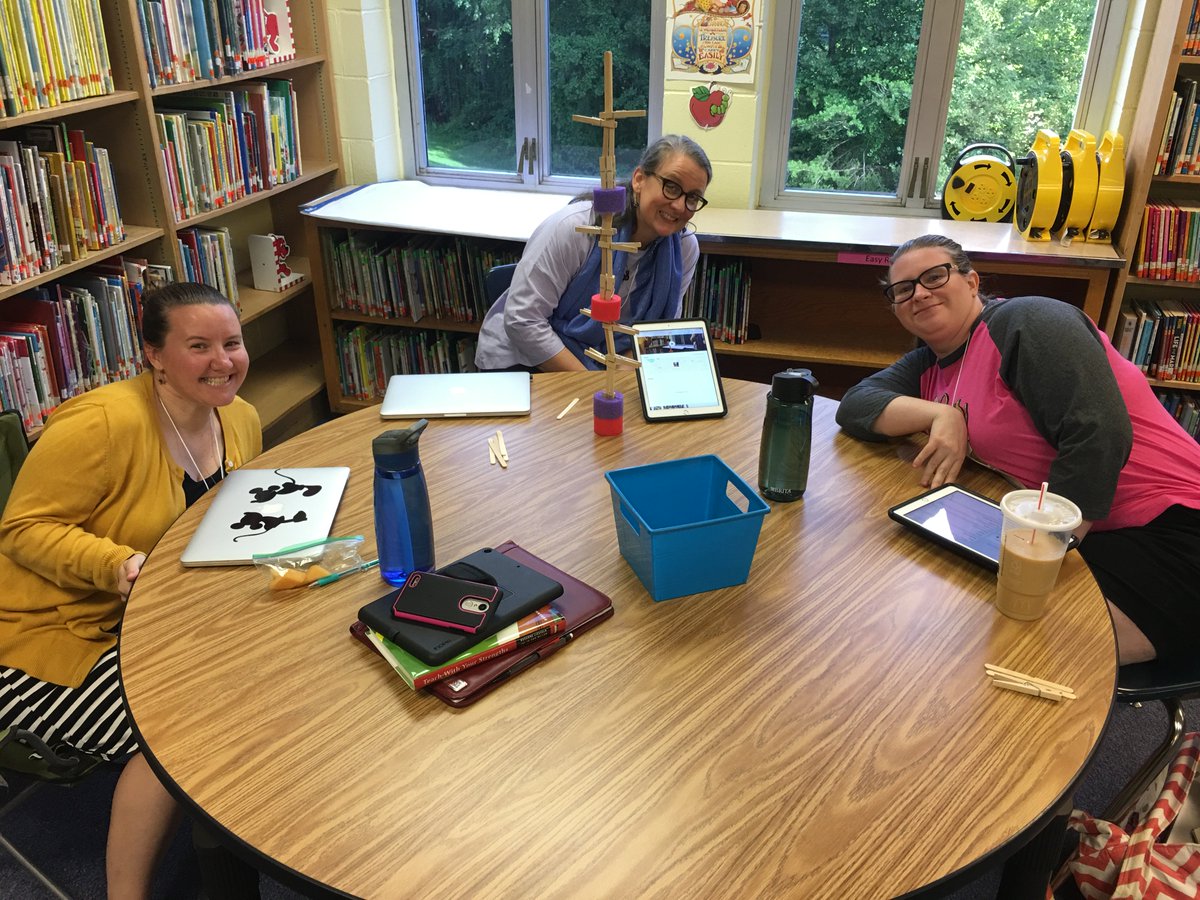 AmberoniNCheese's tweet image. Team building towers with KCS Vanguard Cohort #6!
#kcslearning2020