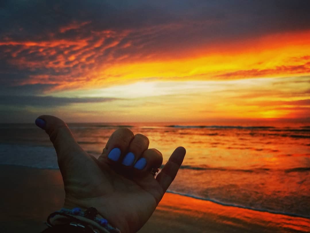 Good Morning from AquaFlauge. We hope y'all have a wonderful day. 

Photo by: <a href="/surfermomma/">leeunin.bnb</a>

#aquaflauge
#aquaflaugegirl
#dawnpatrol
.
.
.

#floridalife
#surfer 
#hangloose 
#daytonabeach 
#beautifuldaytonabeach 
#surfergirl