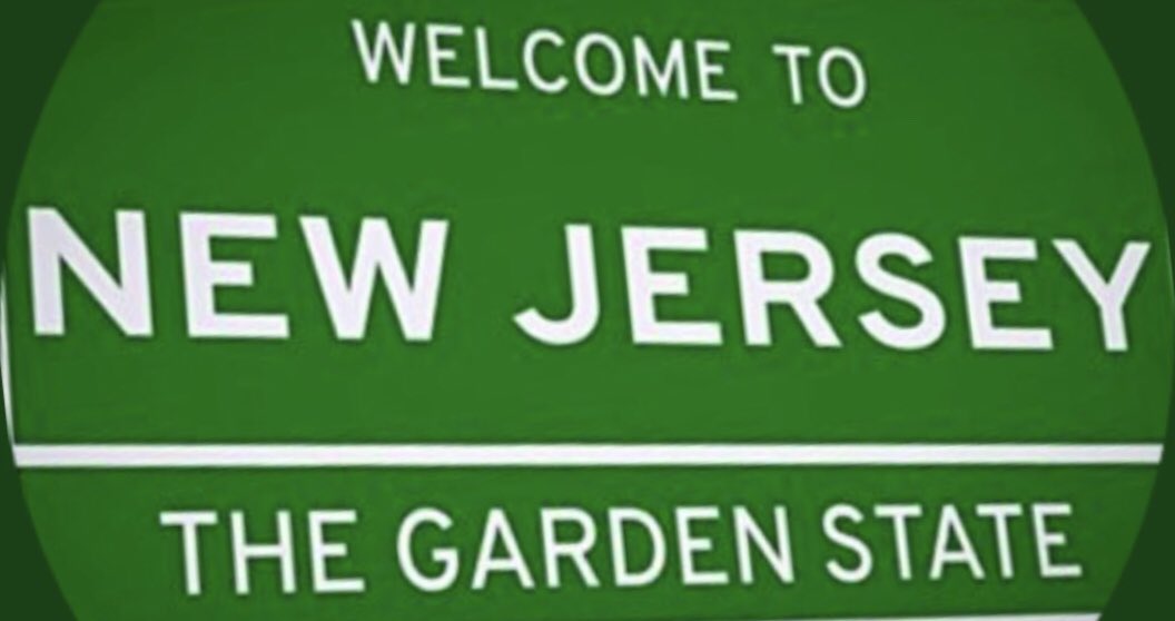 JerseyKidWins's tweet photo. Welcome to #NewJersey 

Lots of people call this the #GardenState

I’m #JerseyKid ..... I call it the #GamblingState

Some refer to #Vegas as #SinCity

I refer to #AtlanticCity  as #WinCity 

Nobody wins like “TheKid”

https://t.co/es0Hw0lnvC

#GamblingTwitter #SportsPicks #Wynn https://t.co/vQh8z44PM5