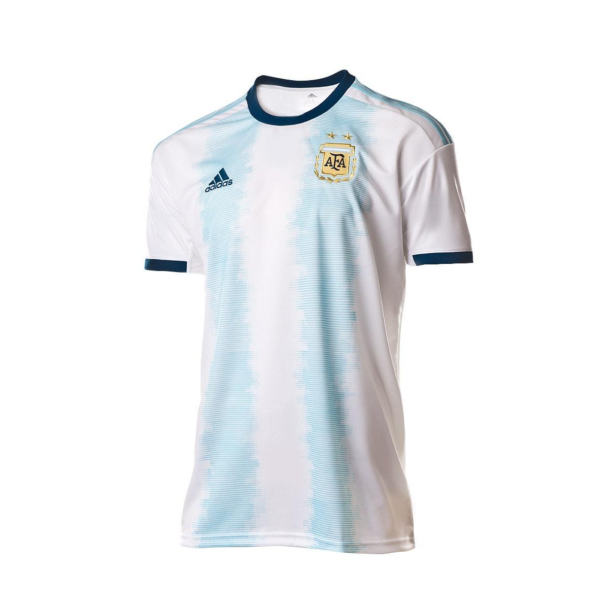 JogoBonitoMedia's tweet photo. #CopaAmerica2019 

Regalamos la camiseta de la #SeleccionArgentin

¿LA QUERES?

Hacé RT, seguí a @JogoBonito2019 y participá https://t.co/f4zwFbagi6