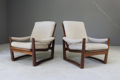 antiques_atlas's tweet photo. Pair Retro Guy Rogers Teak Frame Armchairs https://t.co/pj4PJXXNKr #Antiques @kernowfurniture https://t.co/SN3WkwHlcy #midcenturymodern #GuyRogers  #loungechair #teakfurniture #londonvintage https://t.co/HYQh0D2gqP
