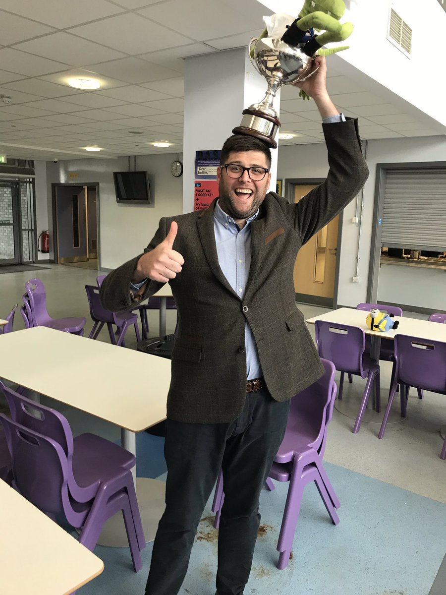 So proud of all of our members of Luss House.... 2018/19 House Champions!!

Look out for Mr Ross in his Bright green suit tomorrow!!

#TeamDA
#LussLussLuss