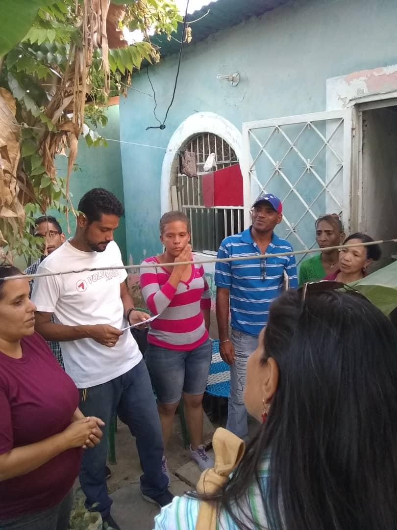 redesvpsucre's tweet photo. Parte del equipo de @redesvpsucre conformó y juramento la Red Popular del Sector El Pinar de la parroquia Altagracia. Debes seguir organizados, comunicados y movilizados para conseguir los resultados que tanto anhelamos!! https://t.co/CDvoTs0k8t