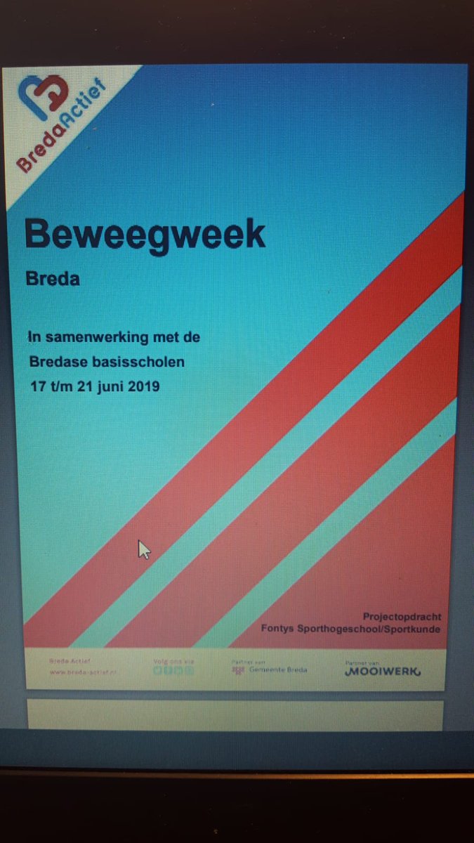 MaudyG's tweet photo. Studenten @Sporthogeschool treffen o.l.v. tutor de laatste voorbereidingen voor de Bredase Beweegweek! #dekrachtvanpartnerships @kuipers_joan @TeamBredaSport @SportpleinBreda https://t.co/HBcDFRMPl3