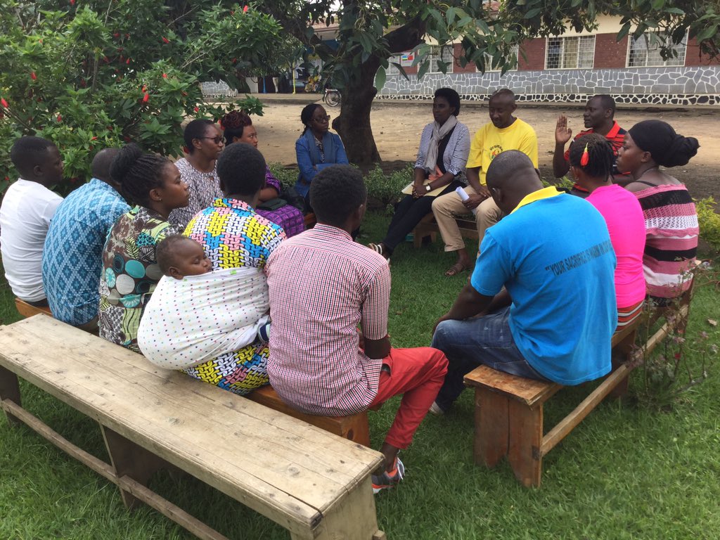 UrunanaDC's tweet photo. #Umurunga radio serial drama. Rugerero sector @RubavuDistrict Umurunga writers from @UrunanaDC with staff from @RwandaGender discuss with Umurunga listeners on issues related to #GBV and child abuse this 12th June. Serial drama is aired on @RadioRwanda_ every Thursday at 8:00 PM. https://t.co/ZYWM0S7Bv1