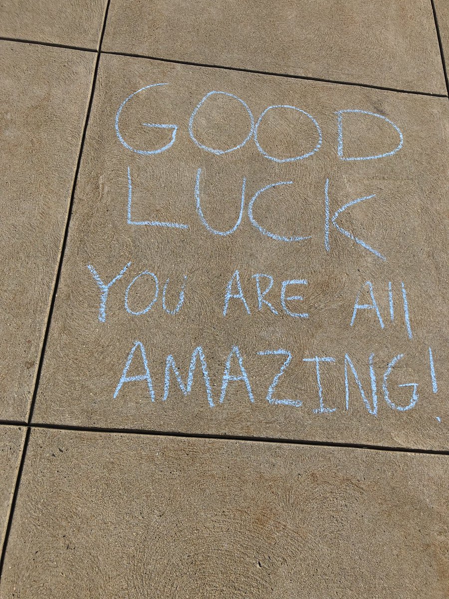 popadak_wendy's tweet photo. Messages from the teachers greeted the students of Marlborough Elementary on this last student day! #learnupperperk https://t.co/MJZk3Ew5hm