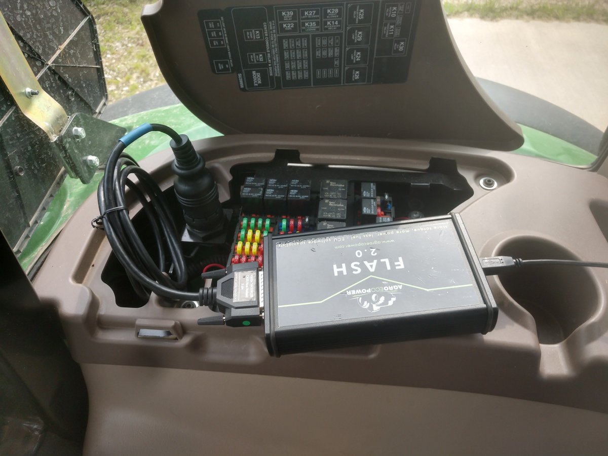 BottomLineSolu1's tweet image. Providing an @Agroecopower tune on a John Deere 5e 5055 E 2.9 V3  Yr: 2014  #BLSPrecisionAgSource #PowerinTunes
