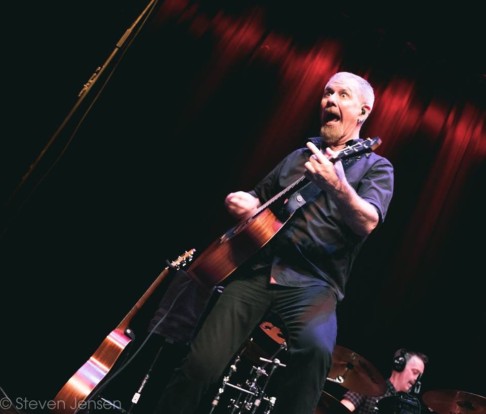 StringsbyApex's tweet photo. Don’t miss out this weekend as our friends and #endorsedartists @YoungDubliners play at https://t.co/tKMXAz3dY7 in Irvine CA. What a great Fathers Day present a ticket for the two days would be to see them. @thelascene @OCEvents #weshapetone @TheLAScene https://t.co/1oDkUbjlo4
