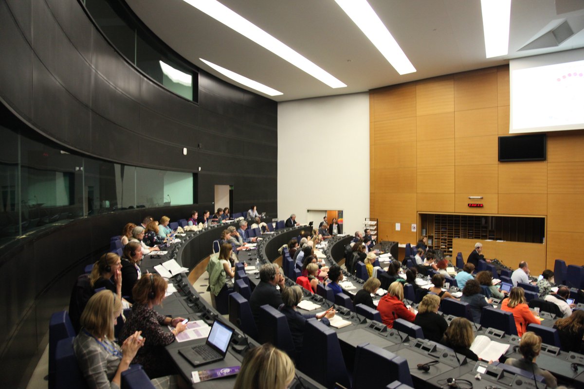 VictimSupportEU's tweet photo. 🎯🌳We are running Plenary II – What are the Routes to Support?
Levent Altan, Executive Director, Victim Support Europe, is doing a presentation 'What do we mean by National Support Systems?'
#VSE2019AnnualConference
#VictimSupportEU
#FranceVictimes
#VictimsRecovery https://t.co/Y9bPtKAc64
