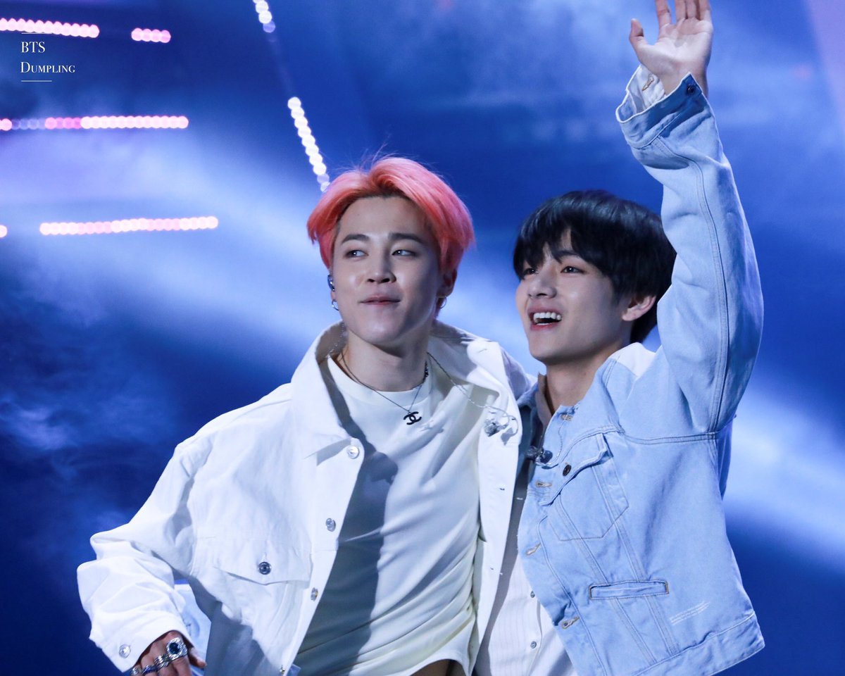 fJ5O2gcHdrbRyls's tweet photo. The DNA in my blood vessels tell me
That it’s you I was looking all over for
@BTS_twt 

#BTS6thAnniversary https://t.co/FmOxh78bmc