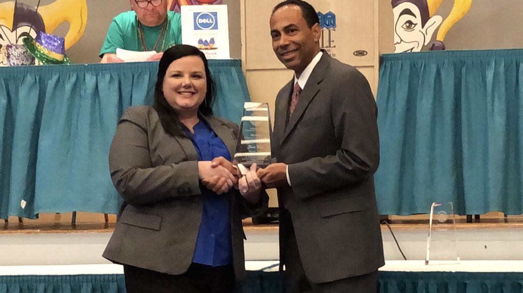 whiteyac's tweet photo. So proud of @saralfenn for being awarded with the 16th annual Marbury Technology Innovation Award at #AETC2019! Congratulations! https://t.co/uFoV74z3wj
