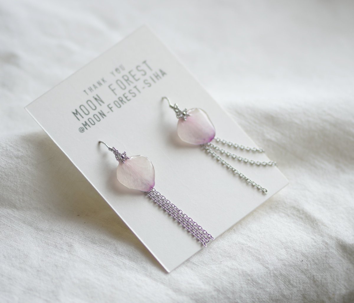 아이디어스 고객님 주문건:)
은도금, 써지컬체인, 수국압화에요