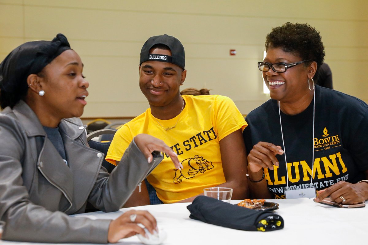 BowieState's tweet photo. One of the highlights of New Student Orientation is having BSU alumni back on campus to inspire the next generation of Bulldogs. #BSU4LIFE #BSUSummer https://t.co/iFGGHqnJqa