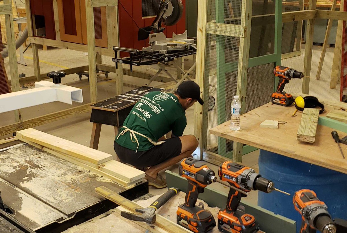 Bulldogconstruc's tweet photo. Working on coops at the shop if anyone can come help https://t.co/MnkUF0TQGt
