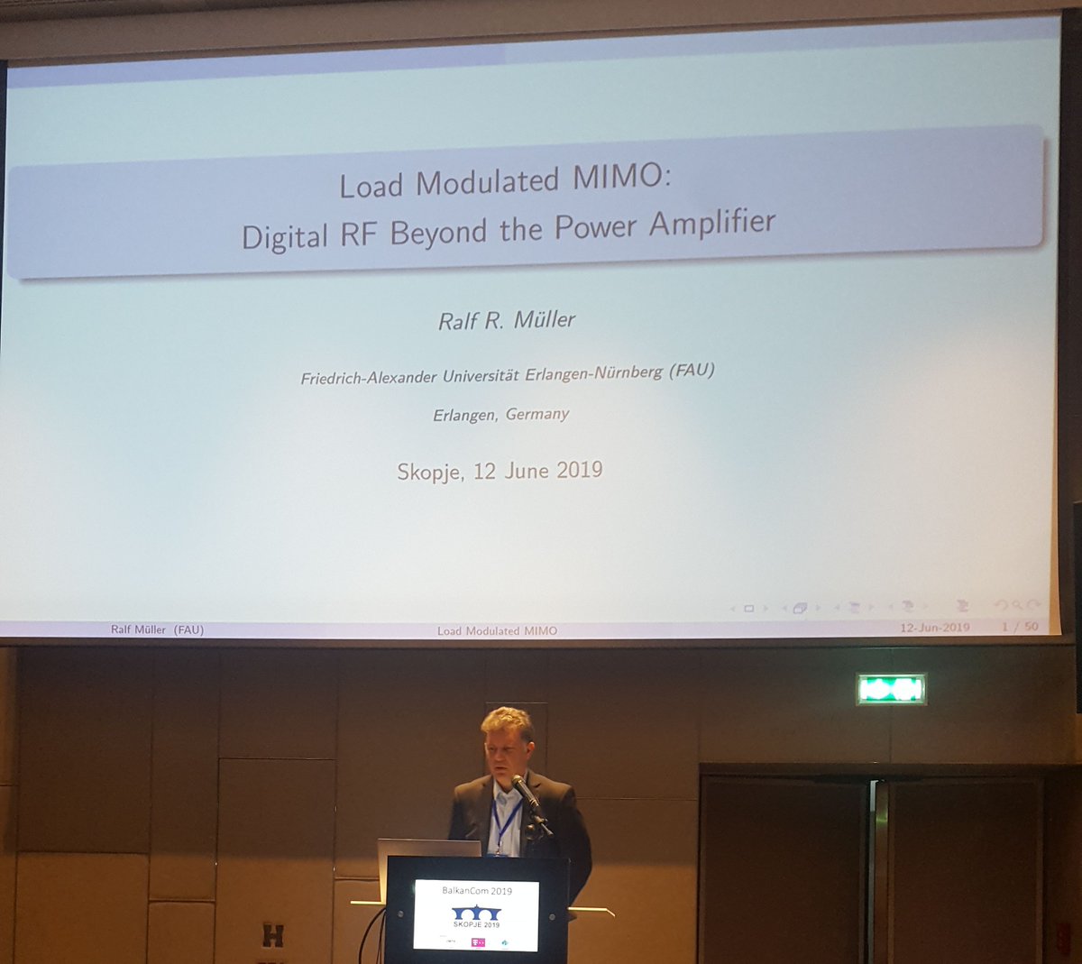 Today in the 3rd #keynote at #BalkanCom2019, Prof. Ralf R. Mueller from Uni. of Erlangen-Nuerenberg talked about load modulated MIMO with the emphasis on digital RF beyond the power amplifier. 
..
#Skopje