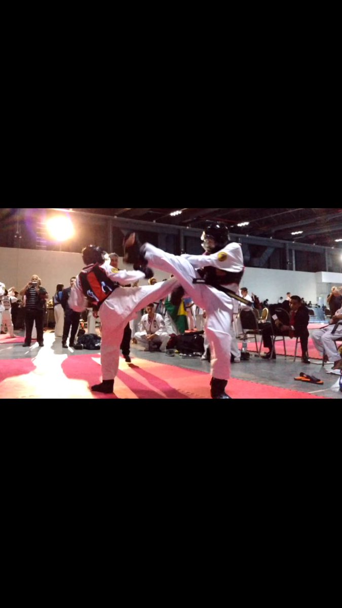 joako_pizzorno0's tweet photo. BUSCO SPONSOR
Hola, mi nombre es Joaquin Ian Pizzorno, tengo 17 años y soy de San Miguel, Bs As.
Realizo la actividad de Taekwondo (ATA) y soy cinturón negro 3er Dan.
Soy 6 veces campeón nacional, actualmente estoy 1ro en el ranking NACIONAL 
Salí 2 veces campeón Panamericano+ https://t.co/c302h2bVwZ