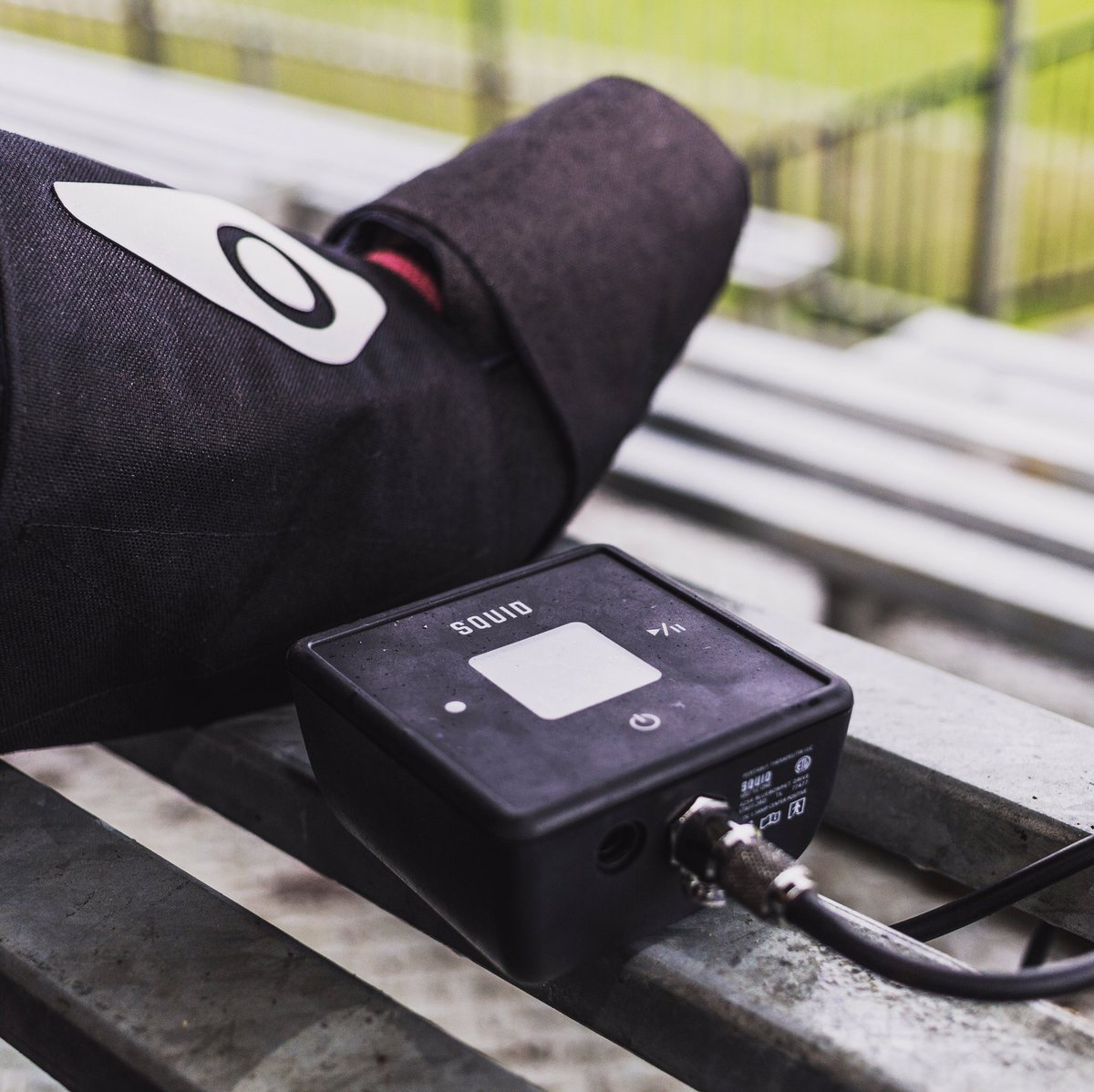 SquidCompress's tweet photo. Take Squid to the stands and let the little box work it’s magic. Portable recovery when you need it most.
.
.
.
#Squid #squidcompression #sportsmedicine #coldcompression #cryotherapy #cryo #coldcompress #recovery #rehab #compression #injury #postop #pitchside #rugby #sportsinjury https://t.co/H1RpDuMTgp
