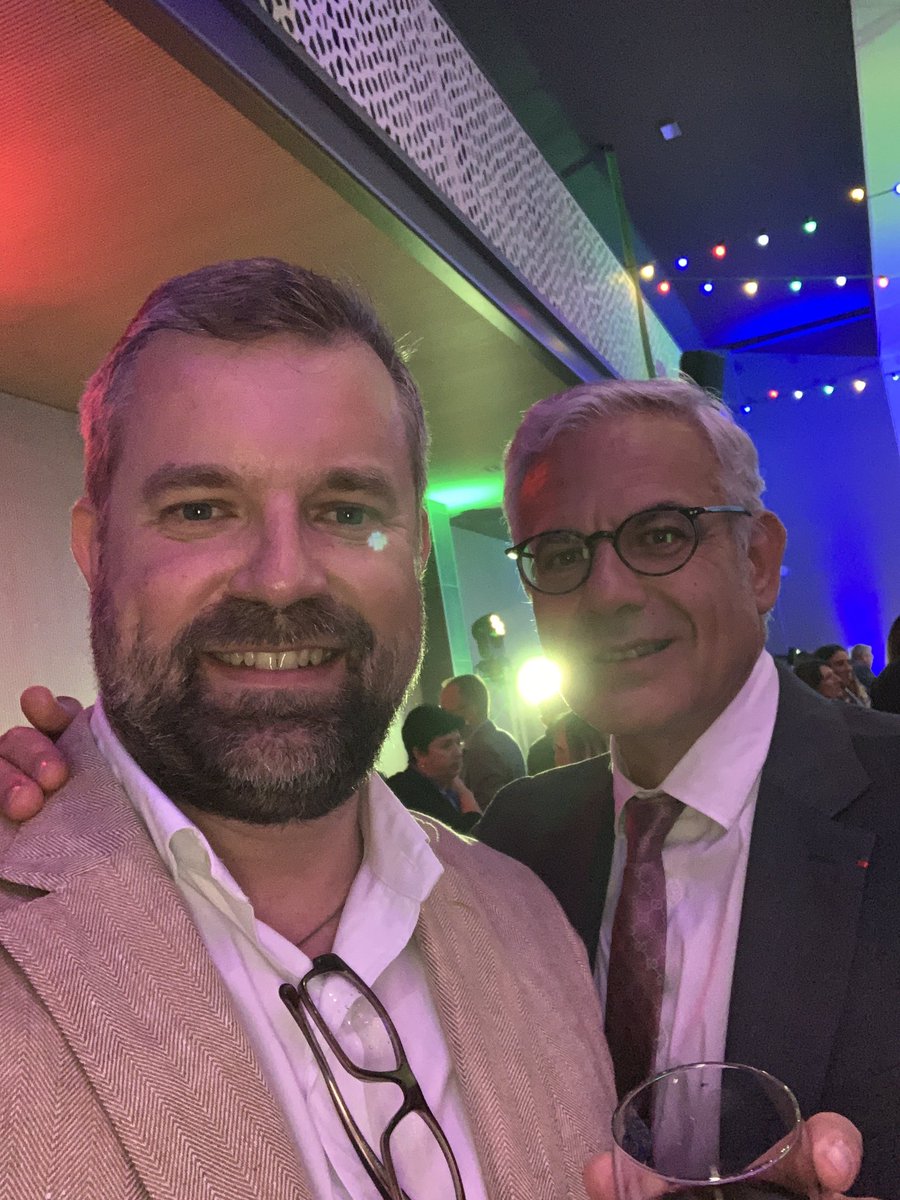 Merci à <a href="/DiCrescenzo_A/">Alain DI CRESCENZO</a>, inventeur du « chasser en meute » et usager intensif du « mic drop », pour son soutien indéfectible à l’entrepreneuriat à taille humaine...depuis plus de 30ans adhérent à la <a href="/cpme31/">CPME31</a>

👉🏼 Alain, #MiCasaEsSuCasa 
#GrandMamamouchiDesCCI