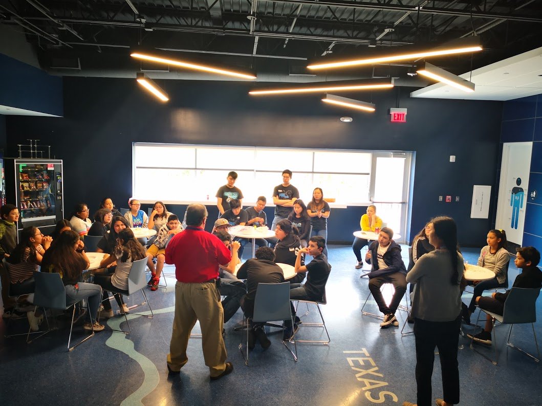 Team MAKbots tweet media