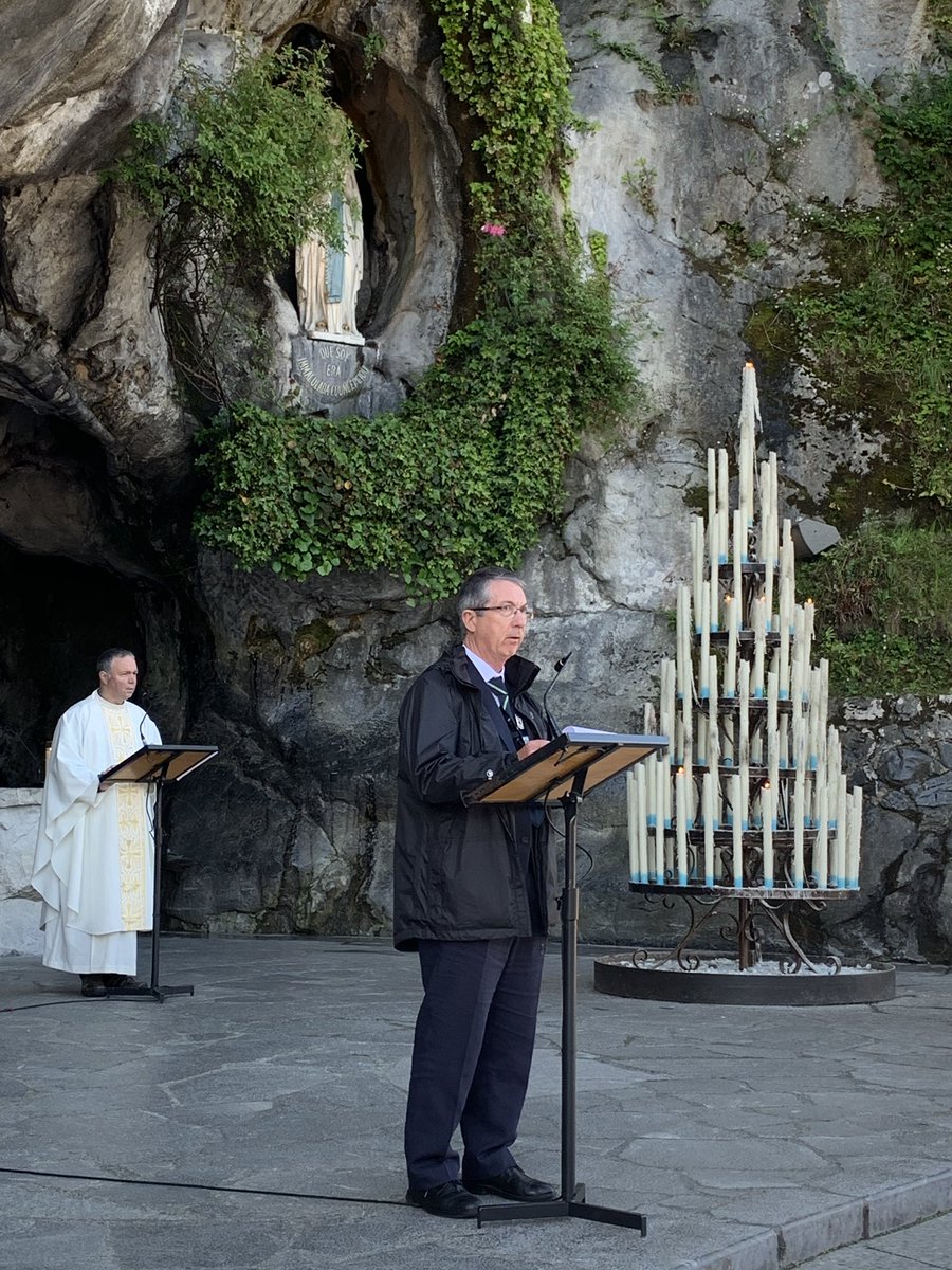 IrishLourdes's tweet photo. #TeamIALV #GrottoMass @draomulholland @ShannonParish67 @KillaloeDiocese @EilishGiff @CarolanBeverley @RosneyChristine @Annette09296554 @IrishLourdes @joewalshtours @lourdes_france @ronanbrann @jeannevon https://t.co/eW88zLc3Tr