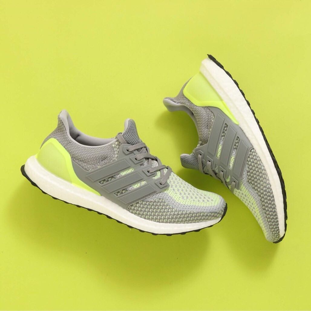 ultra boost 2.0 glow in the dark