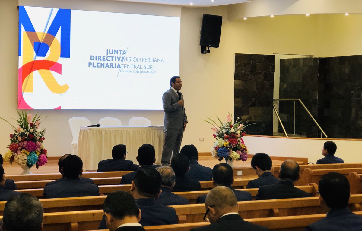 adventistasmpcs's tweet photo. "Jesús era un ejemplo de servicio según Mateo 9:35 y los pastores son seguidores de Él. @FariChoque #JuntaPlenariaMPCS https://t.co/4KzDdYUFb2