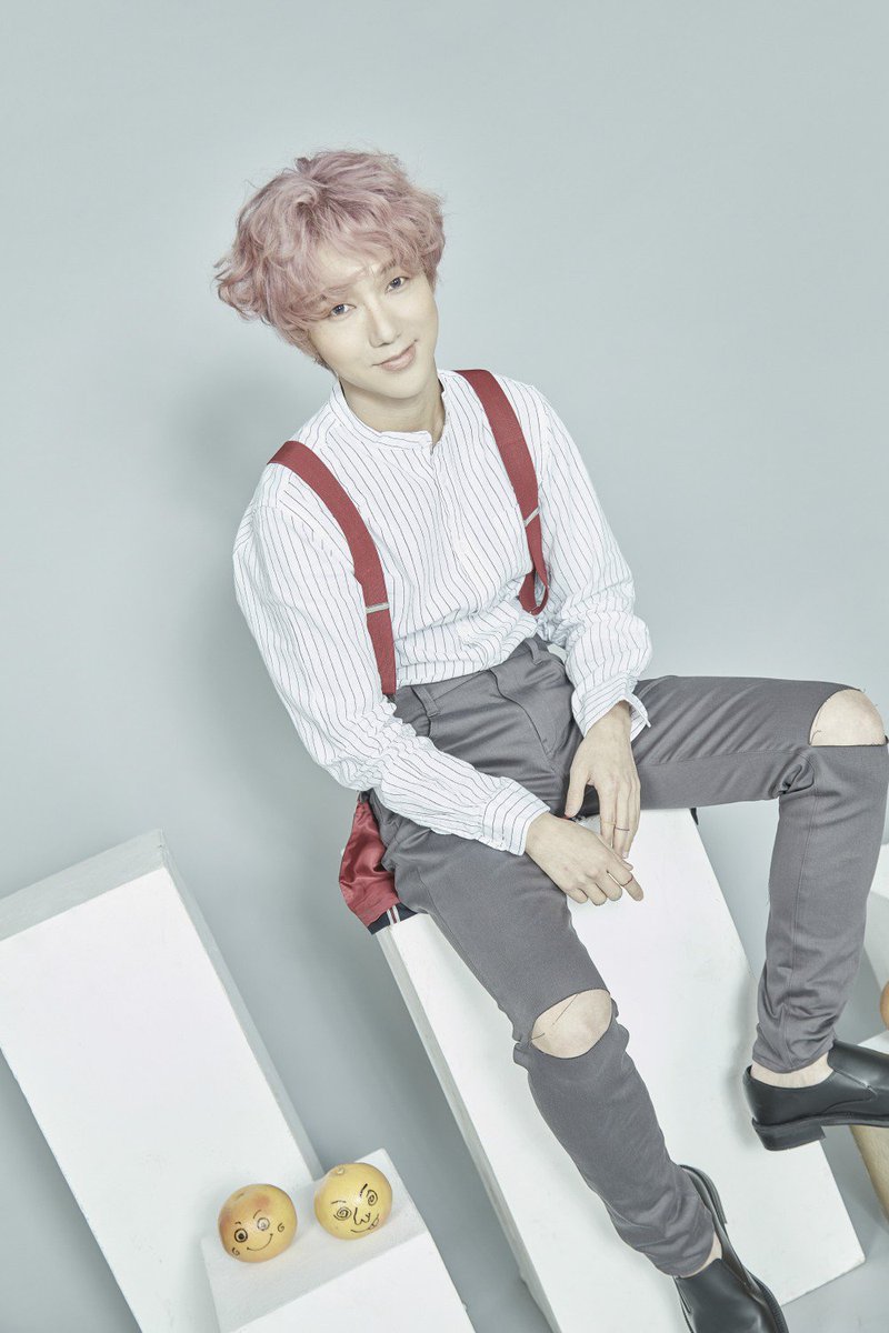 brazilkorea's tweet photo. #Yesung do #SuperJunior libera (+) imagens teasers para o seu 3° mini álbum, intitulado #Pink_Magic! 💖🤩
@shfly3424 @SMTOWNGLOBAL https://t.co/0H1GLqkXWW