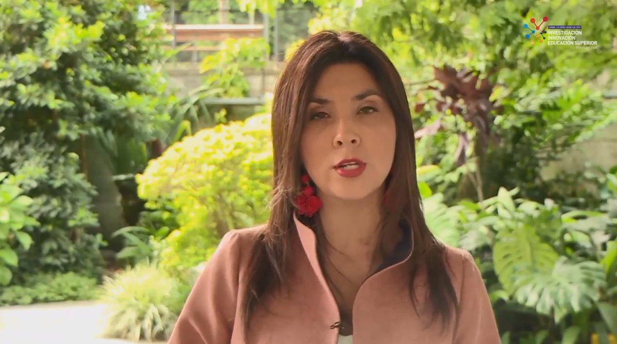 EAFIT's tweet photo. "Necesitamos tener universidades para todas las generaciones", María Victoria Angulo @Mineducacion @infopresidencia @France_Colombia @ColifriR @ASCUN1 @AcietOficial #G8Universidades @UniversidadCES @AlcaldiadeMed #CumbreColomboFrancesa https://t.co/lqyGFHdB8A