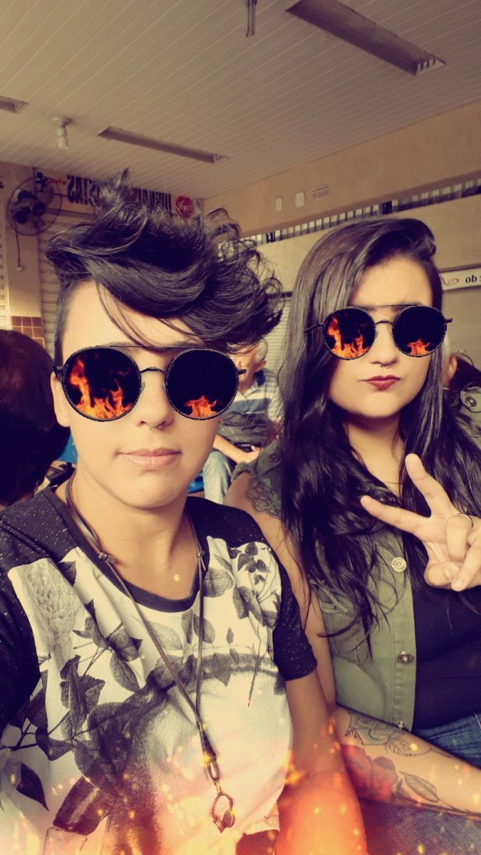 _rehmello29's tweet photo. Feliz dia dos Namorados, minha princesa! Obrigada por ser essa namorada incrível. Obrigada por tudo que fez e faz até hoje pra mim.  Agradeço a Deus todos os dias por ter me dado a melhor pessoa. Eu amo você! ❤️ https://t.co/WRg9HDnnFU