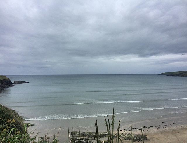 InchydoneySurfSchool tweet media