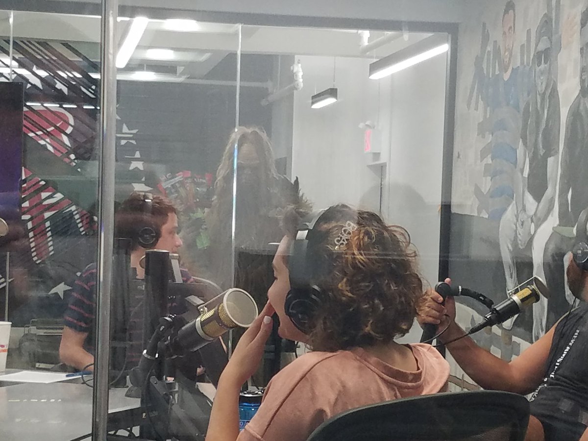 themightybeast's tweet photo. Sasquatch creeping on the #ShaunLathamShow freaking out @JourdynBerry @BarstoolRadio @SIRIUSXM #Power85 https://t.co/bvhWxReYVY